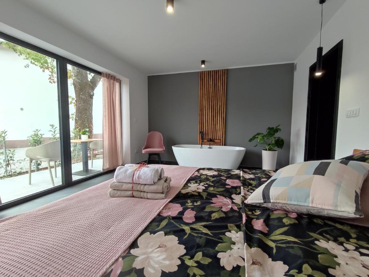 Boutique Rooms By Petric Winery Dobravlje المظهر الخارجي الصورة