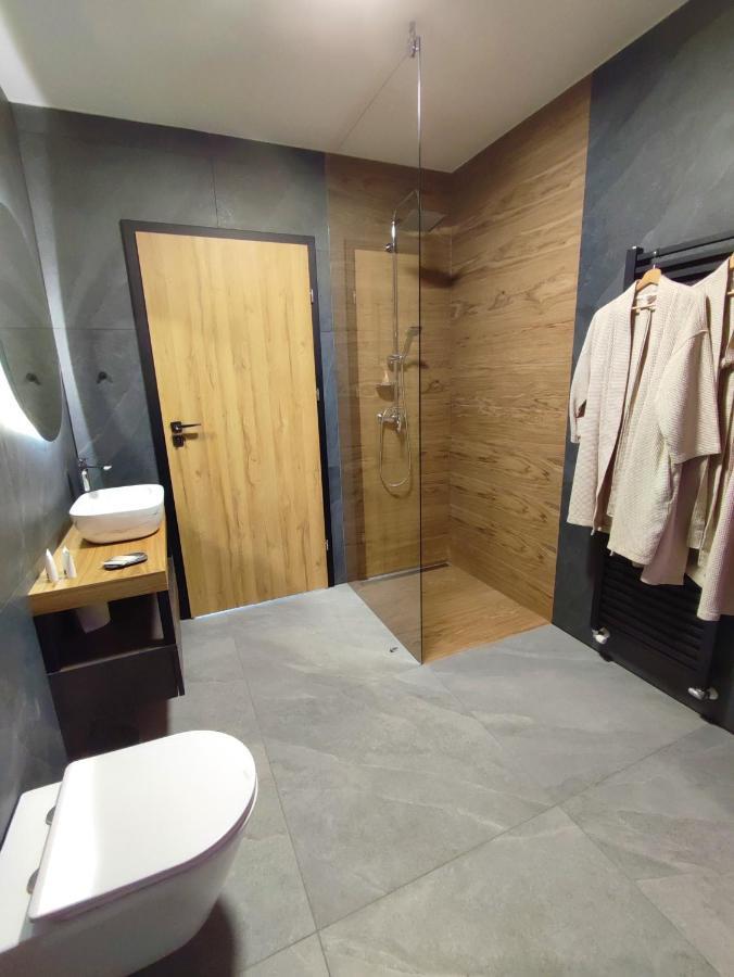 Boutique Rooms By Petric Winery Dobravlje المظهر الخارجي الصورة